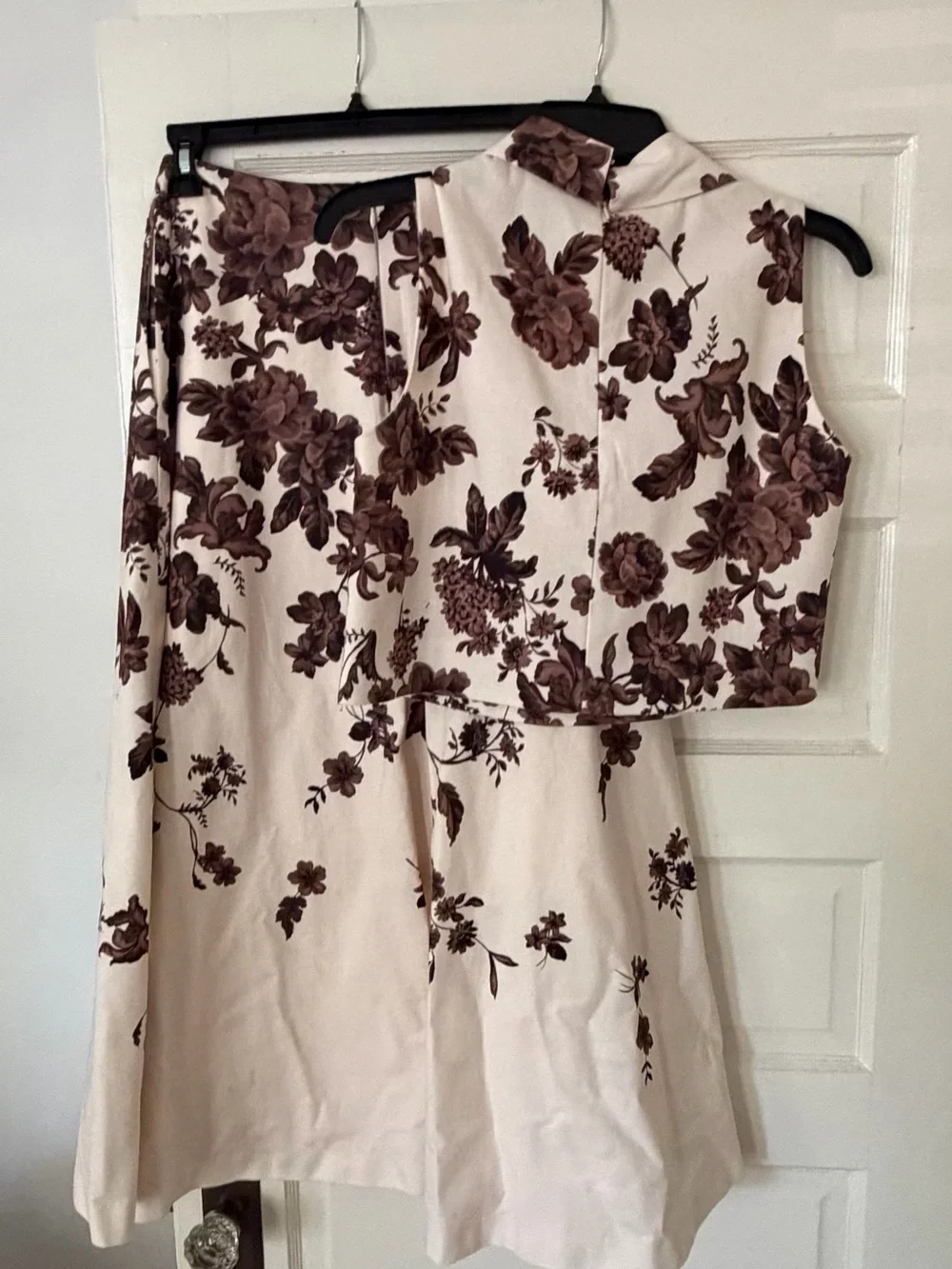 ANTONIO MELANI Cream Two-Piece Floral Midi Set - Picture 4 of 6